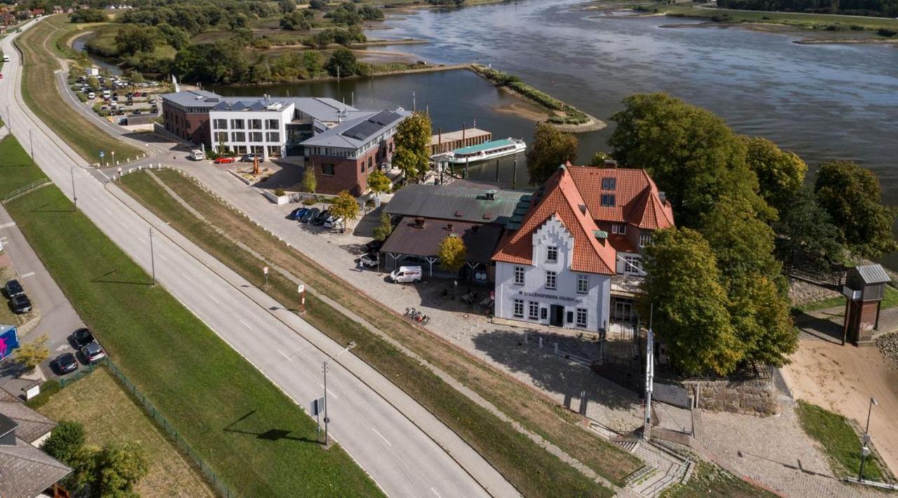 Zollenspieker Fahrhaus 4*