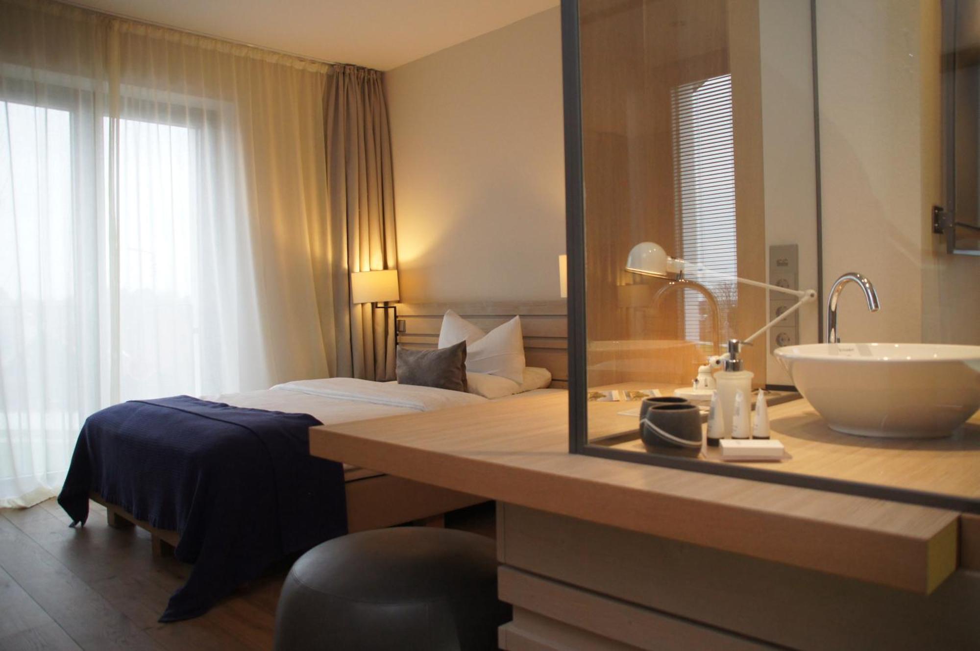 Zollenspieker Fährhaus 4*